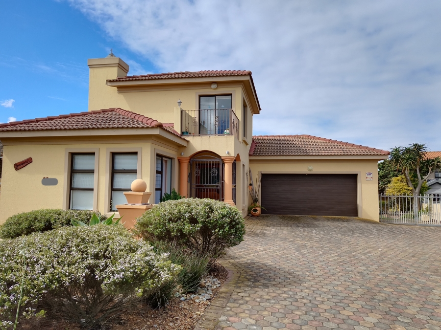 2 Bedroom Property for Sale in Reebok Western Cape